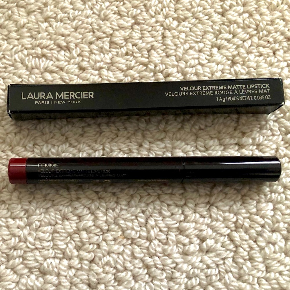 Laura Mercier Velour Extreme Matte Lipstick! Shade: Femme.